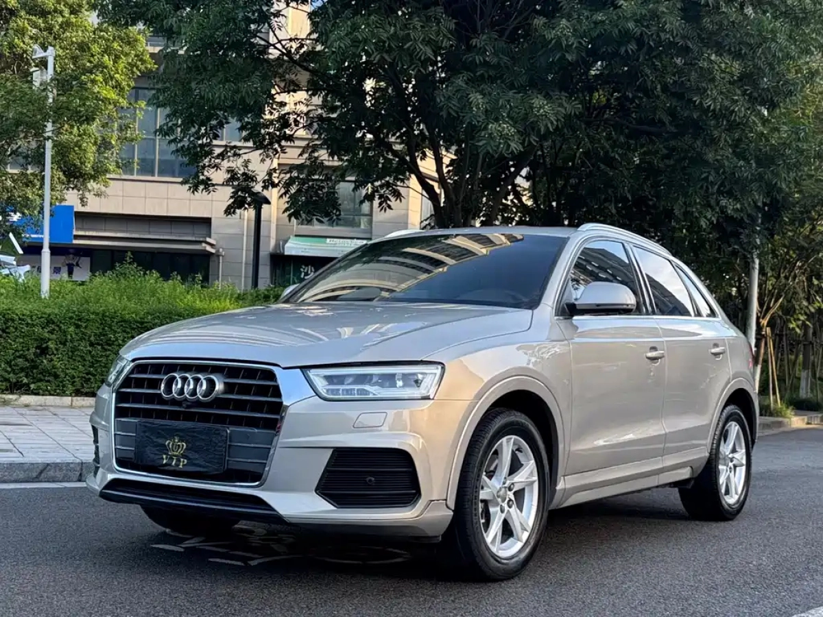 AUDI Q3  2018