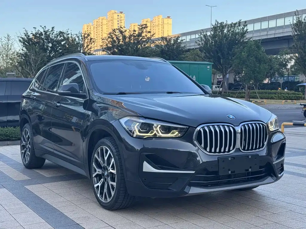 BMW X1  2022