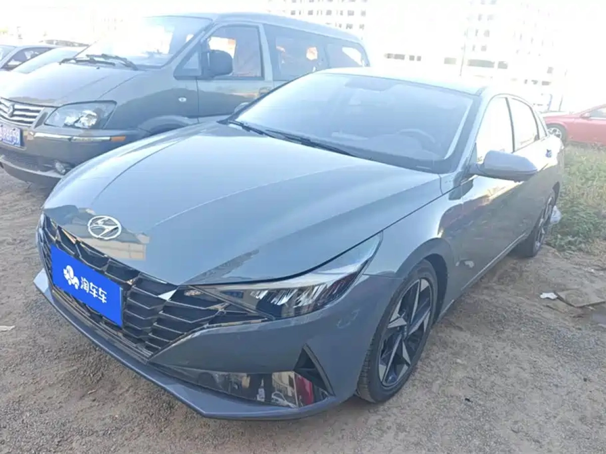 HYUNDAI ELANTRA  2022