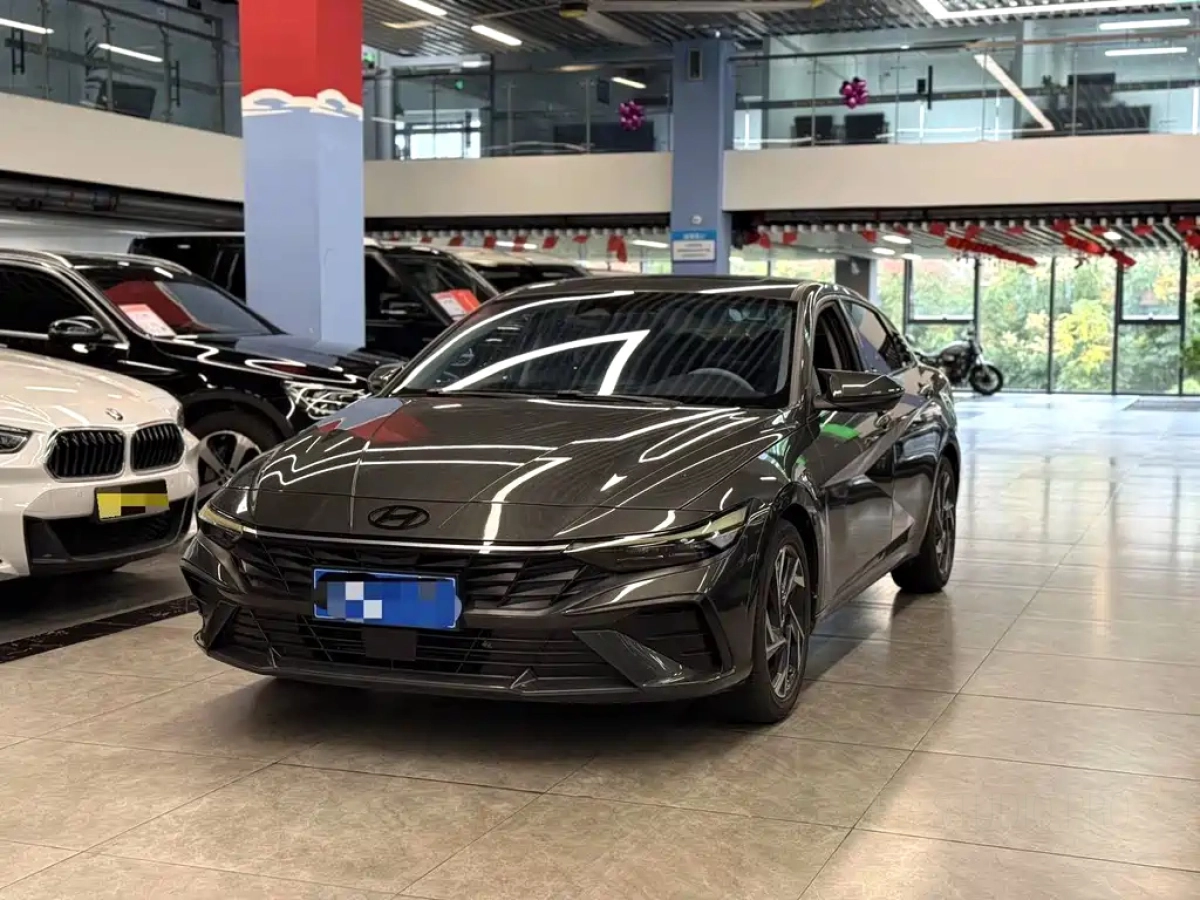 HYUNDAI ELANTRA  2023