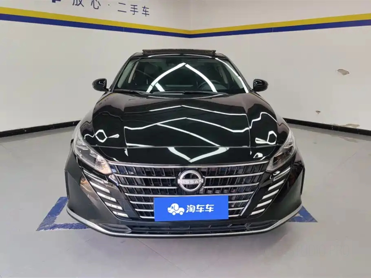 NISSAN TEANA