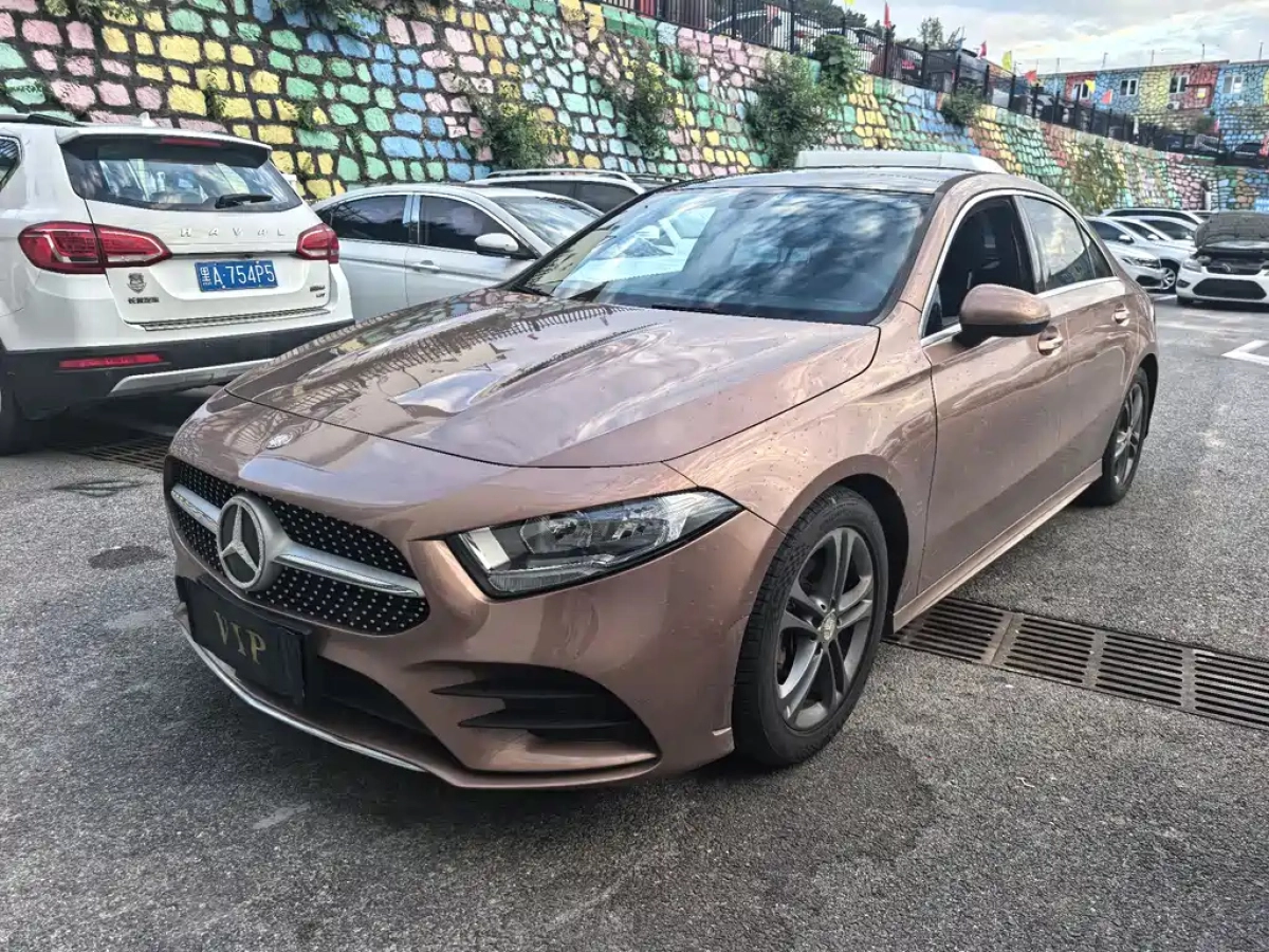 MERCEDES BENZ A-CLASS  2020