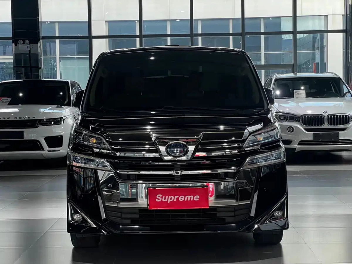 TOYOTA VELLFIRE