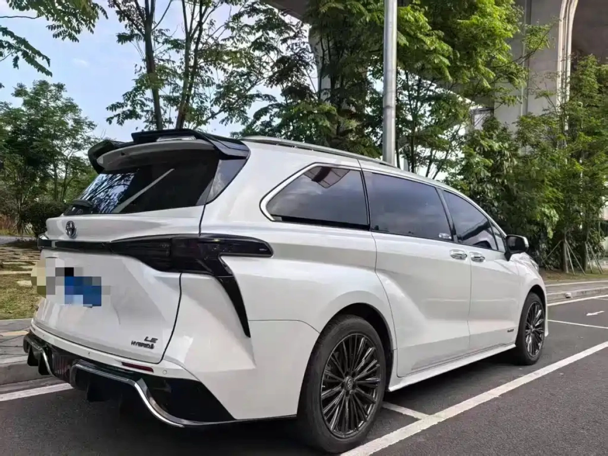 TOYOTA SIENNA SIENNA