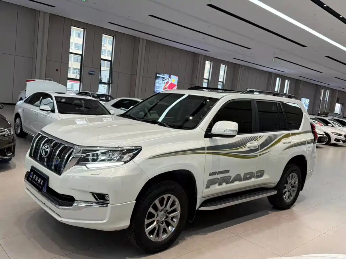 TOYOTA PRADO