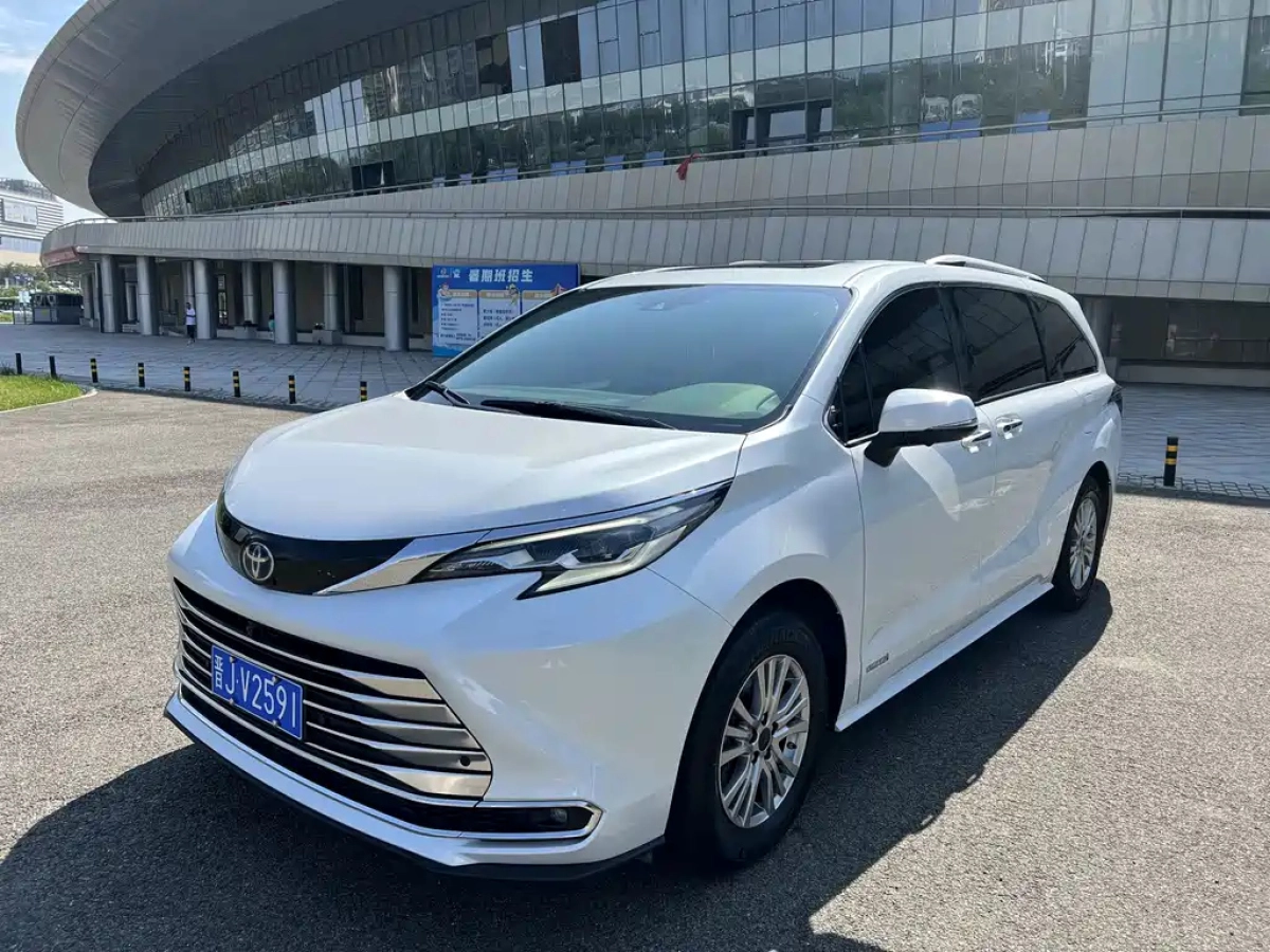 TOYOTA SIENNA SIENNA