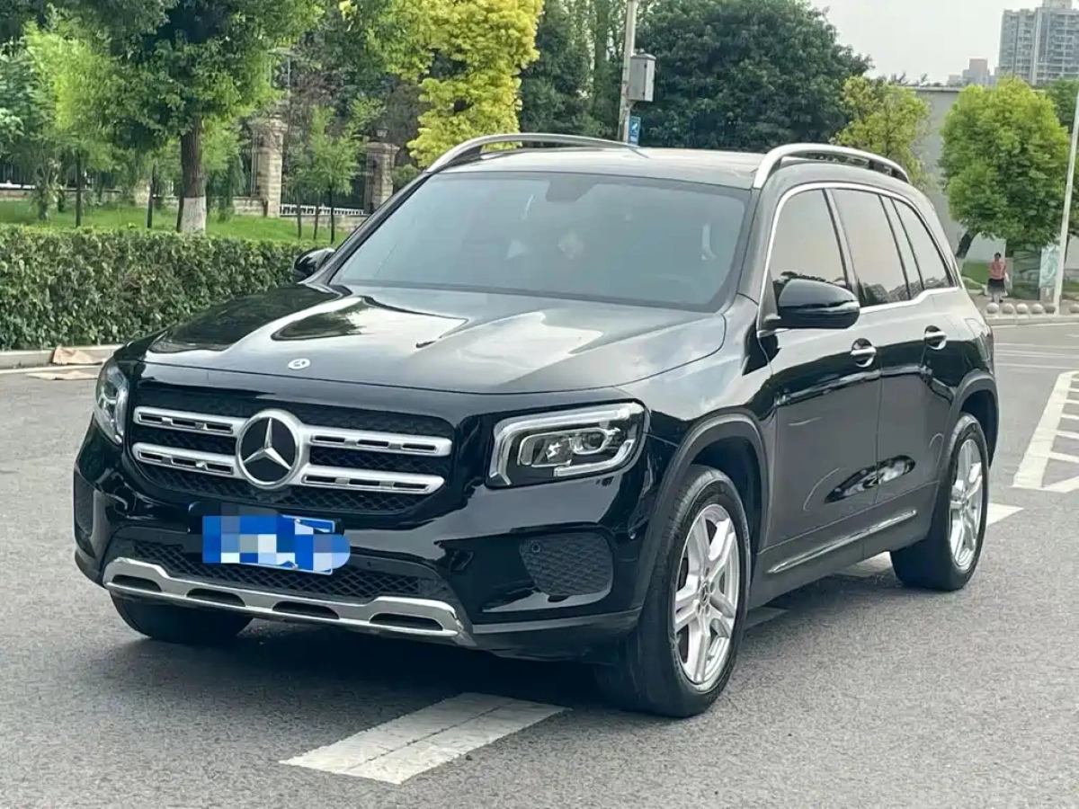 MERCEDES BENZ GLB  2022
