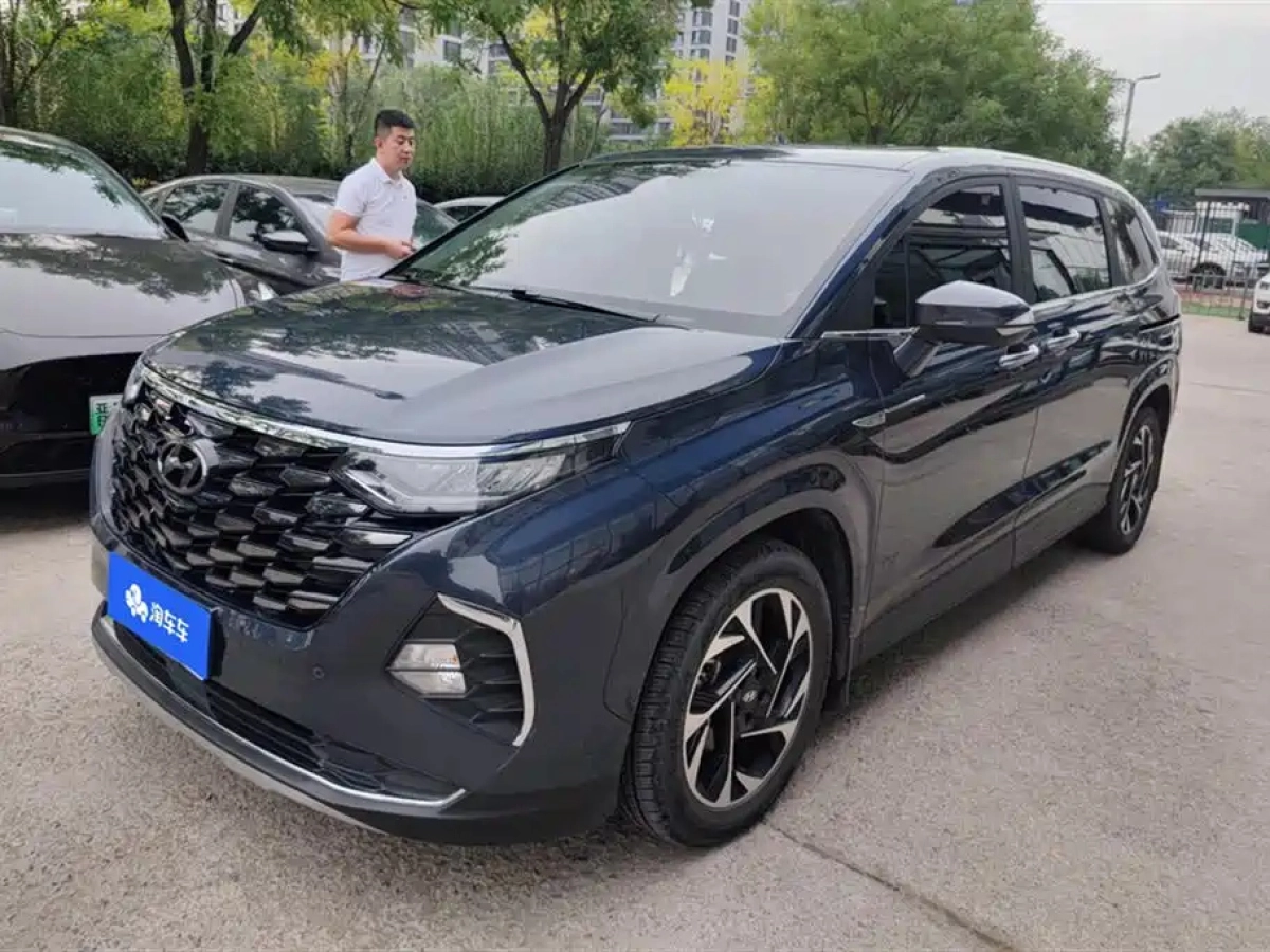 HYUNDAI &#24211;&#26031;&#36884;