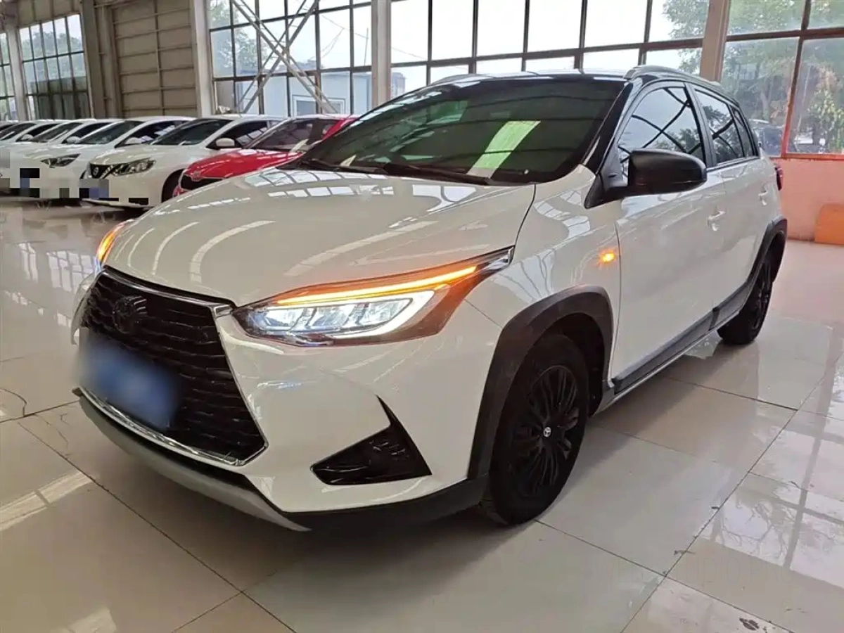 TOYOTA YARIS L DAZZLING  2022