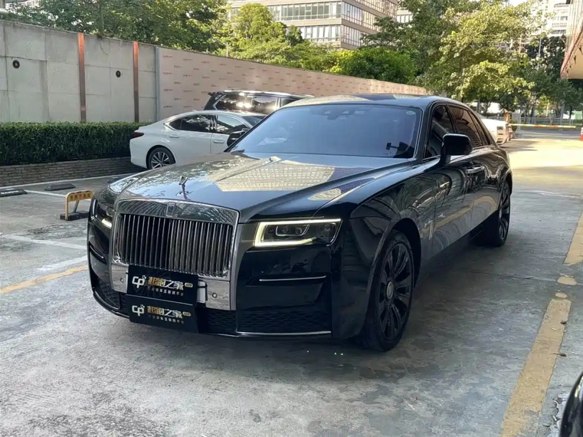 ROLLS ROYCE GHOST  2024