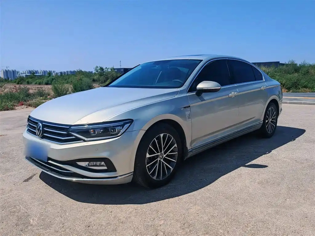 VOLKSWAGEN MAGOTAN  2020