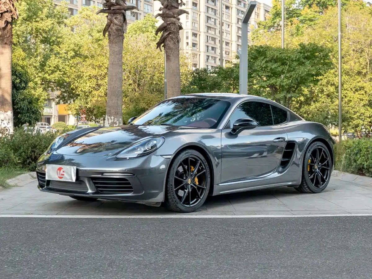 PORSCHE 718  2018