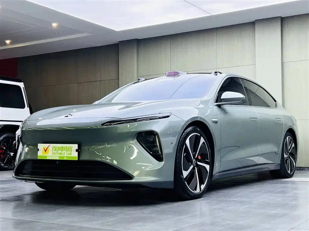NIO ET7