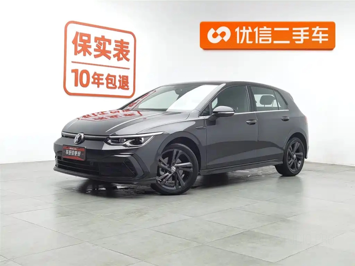 VOLKSWAGEN GOLF  2023