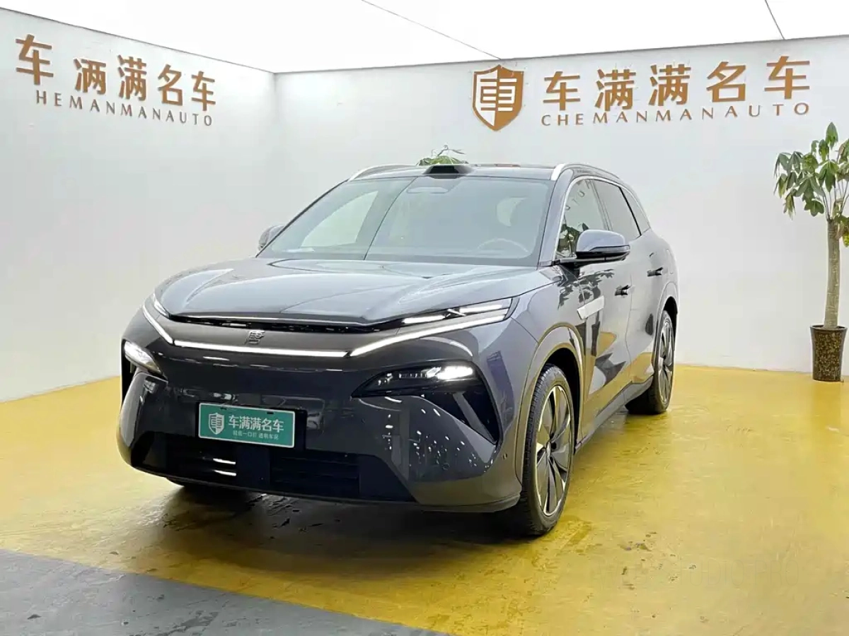 BYD TANG L  2025