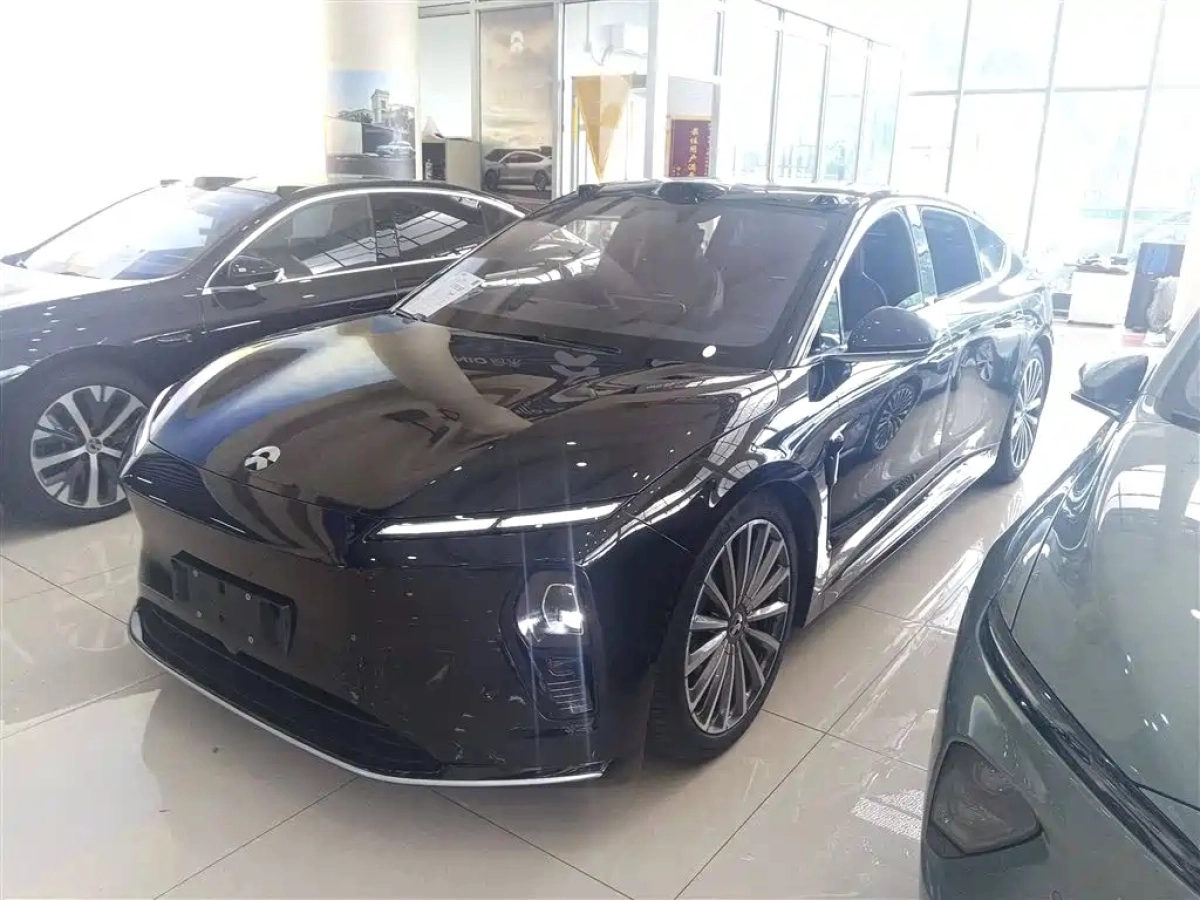 NIO ET9