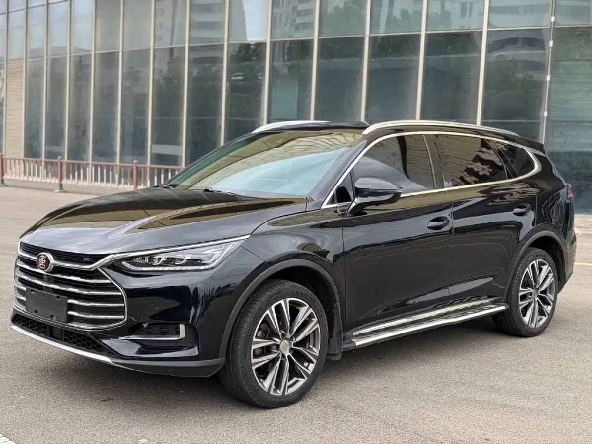 BYD TANG  2018