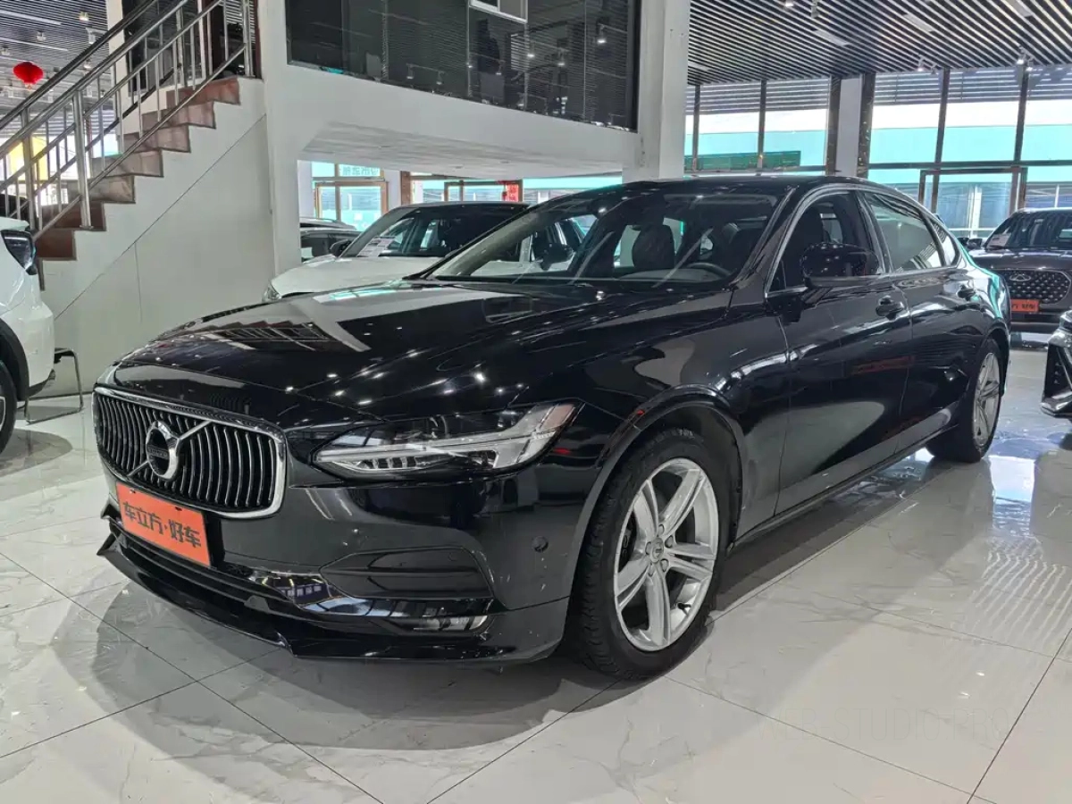 VOLVO S90  2018