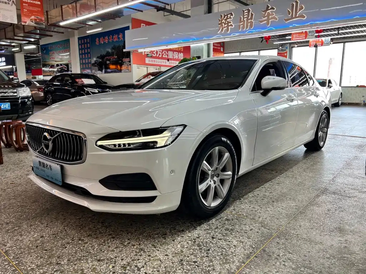 VOLVO S90  2018