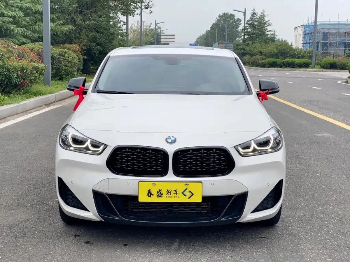 BMW X2