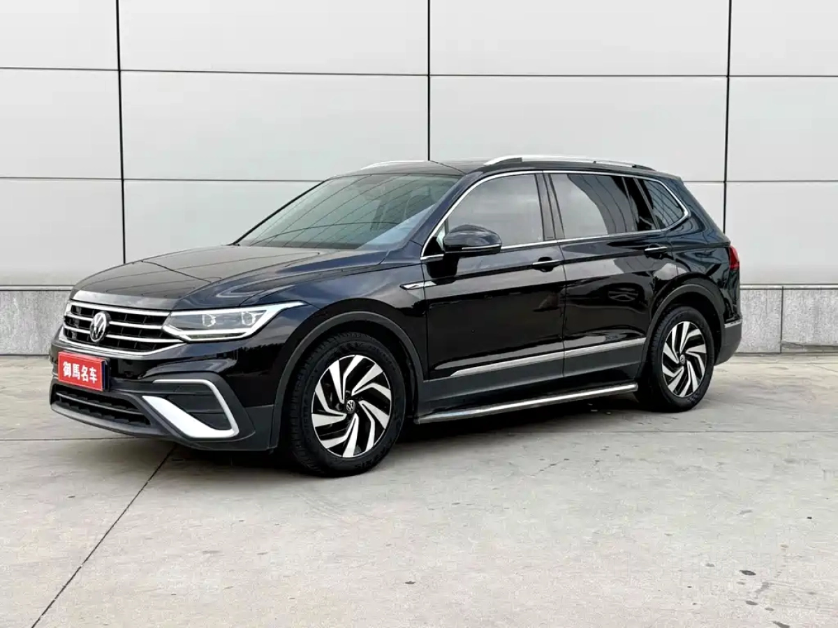 VOLKSWAGEN TIGUAN L  2022