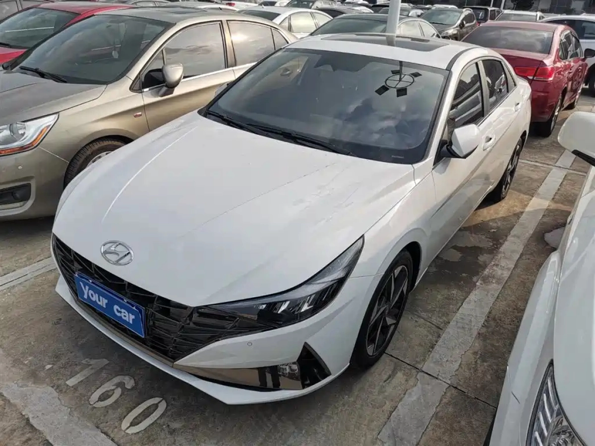 HYUNDAI ELANTRA  2023