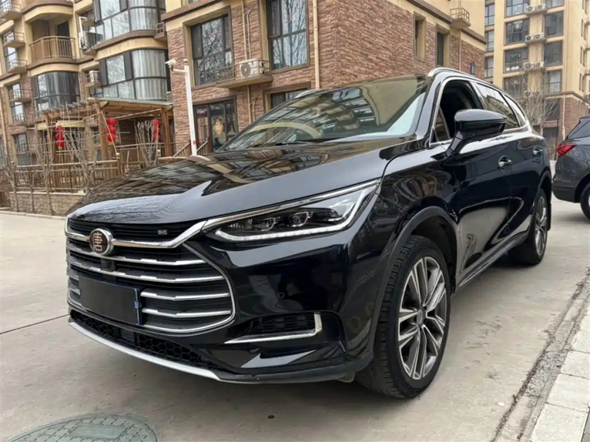 BYD TANG  2018