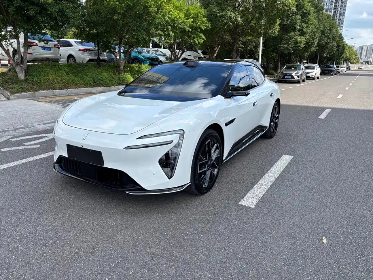 AVATAR 06  2025
