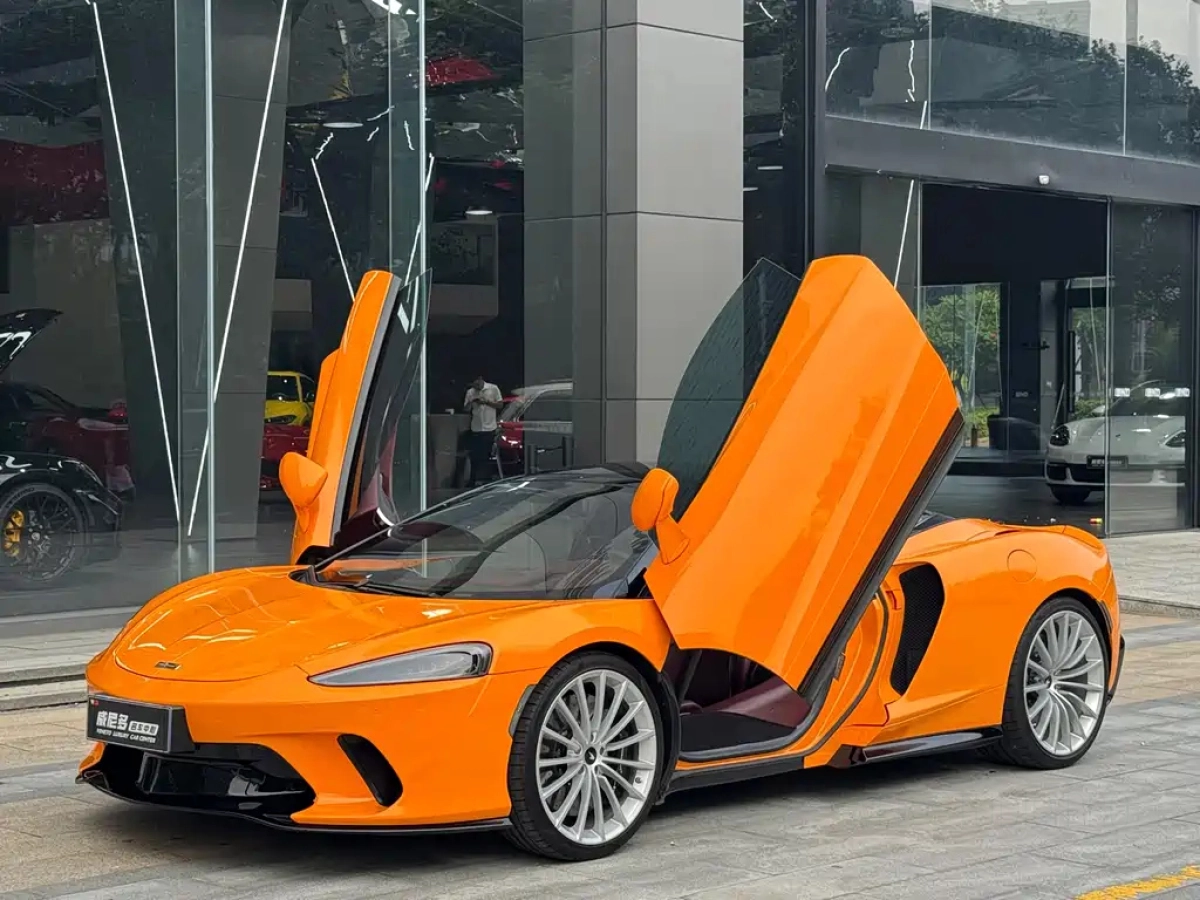 MCLAREN GT  2022