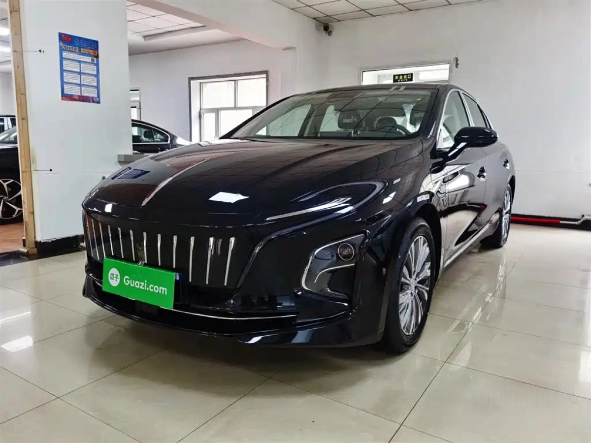 HONGQI E-QM5  2023