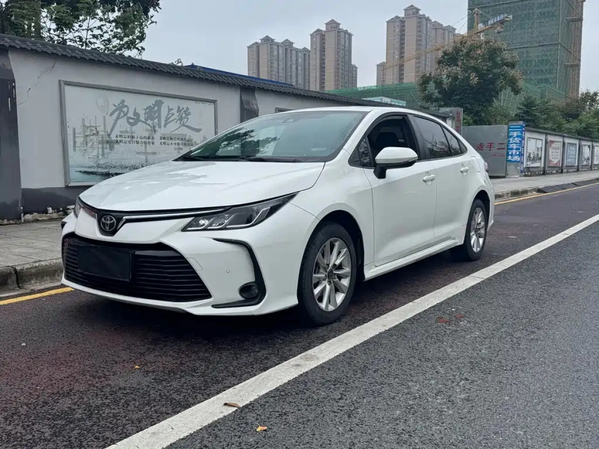 TOYOTA COROLLA  2023