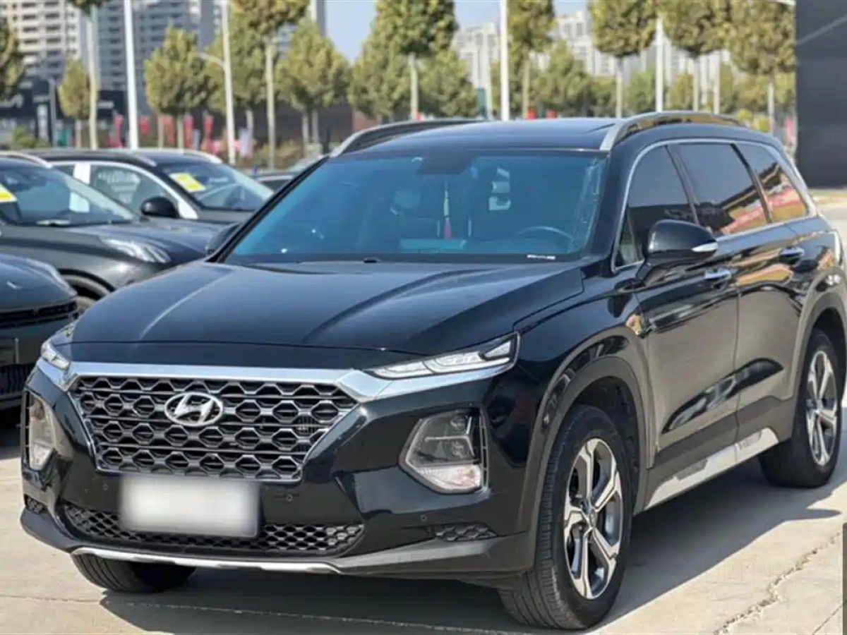 HYUNDAI SANTAFE  2020
