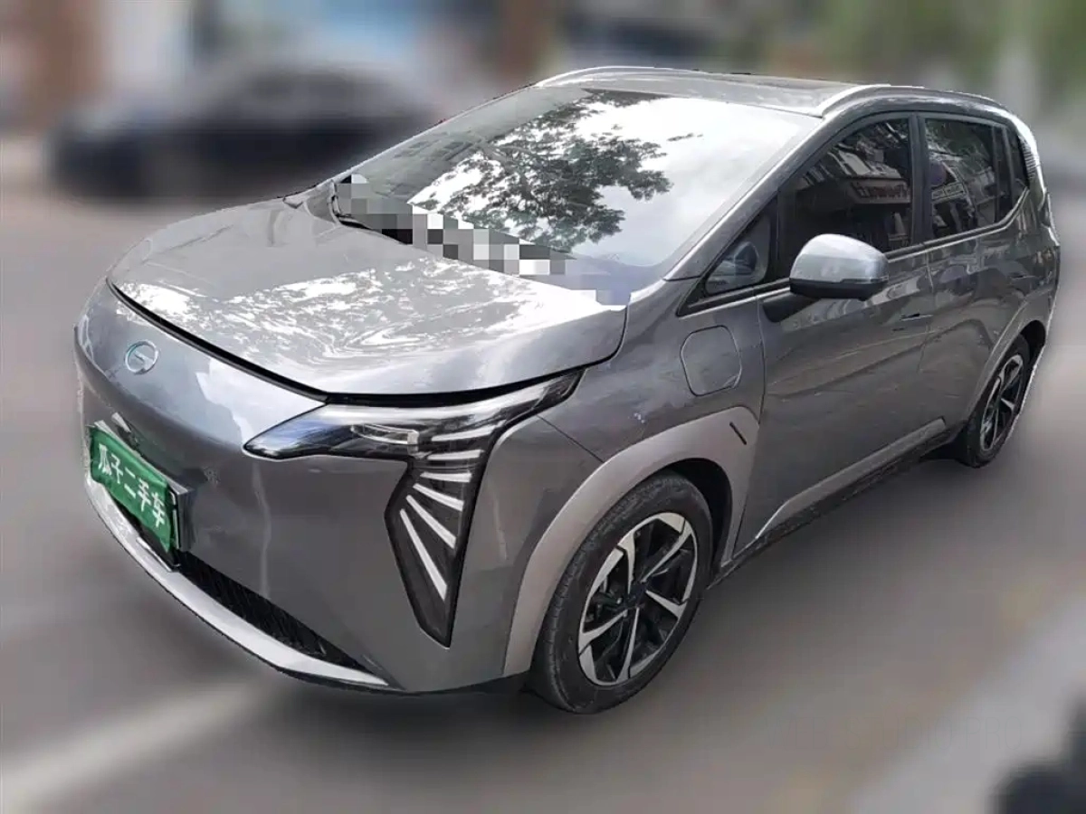 AION Y  2023