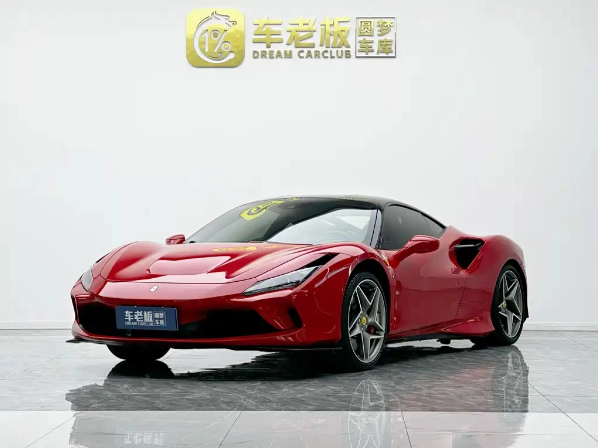 FERRARI F8  2019