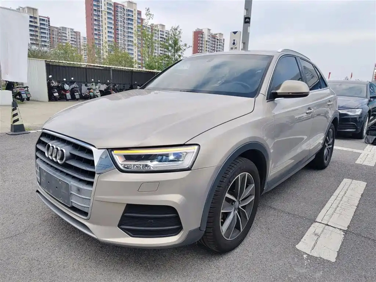 AUDI Q3  2018