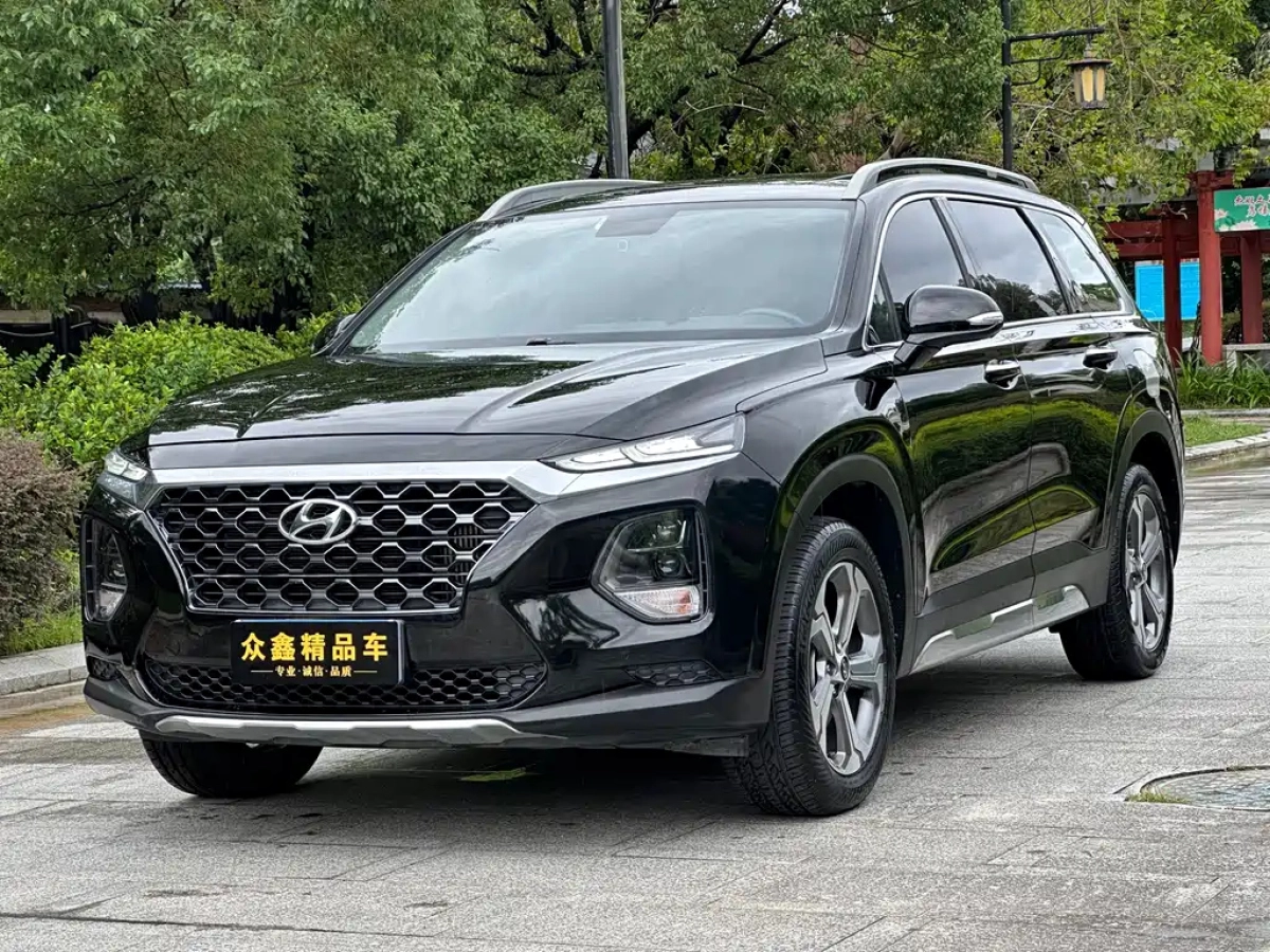 HYUNDAI SANTAFE  2020