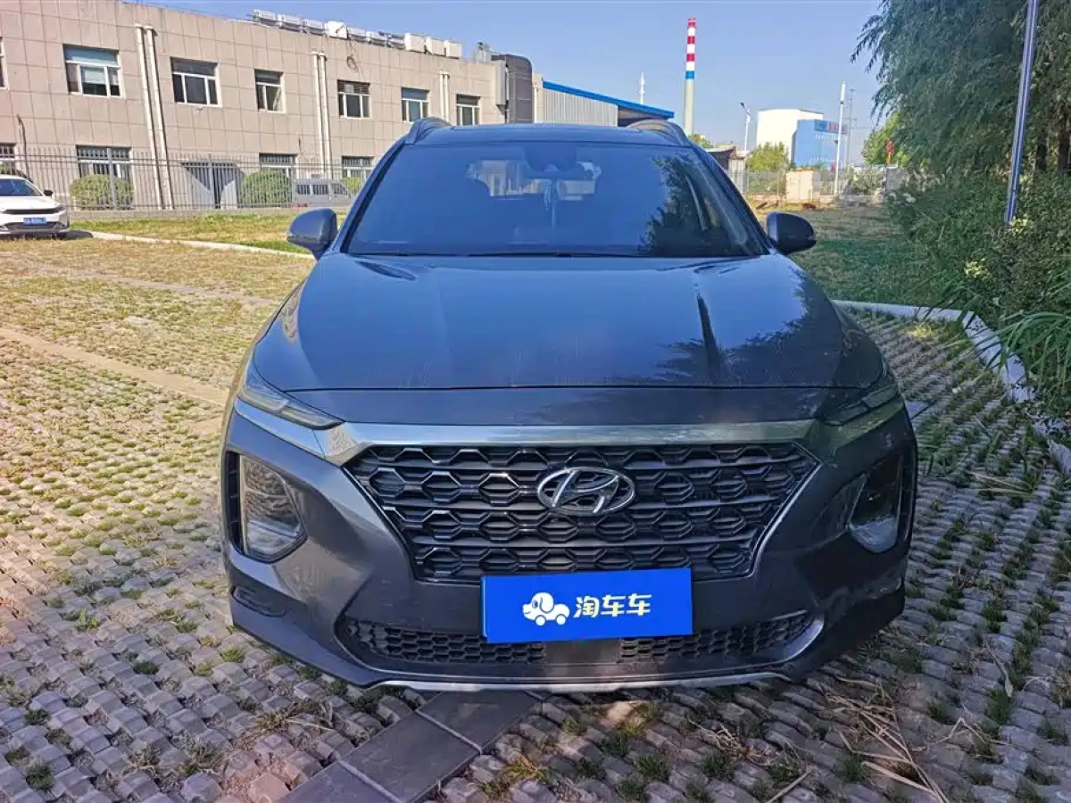 HYUNDAI SANTAFE