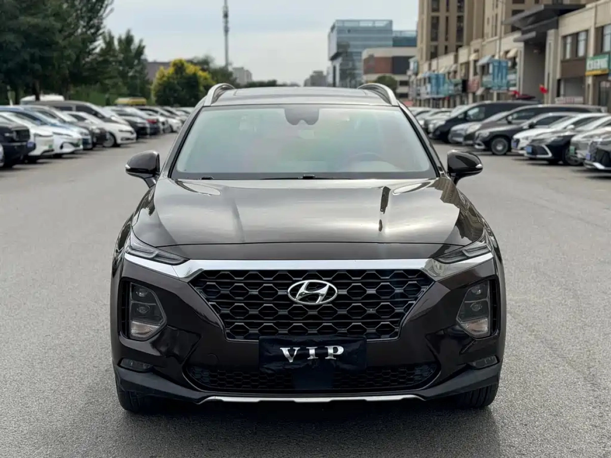 HYUNDAI SANTAFE