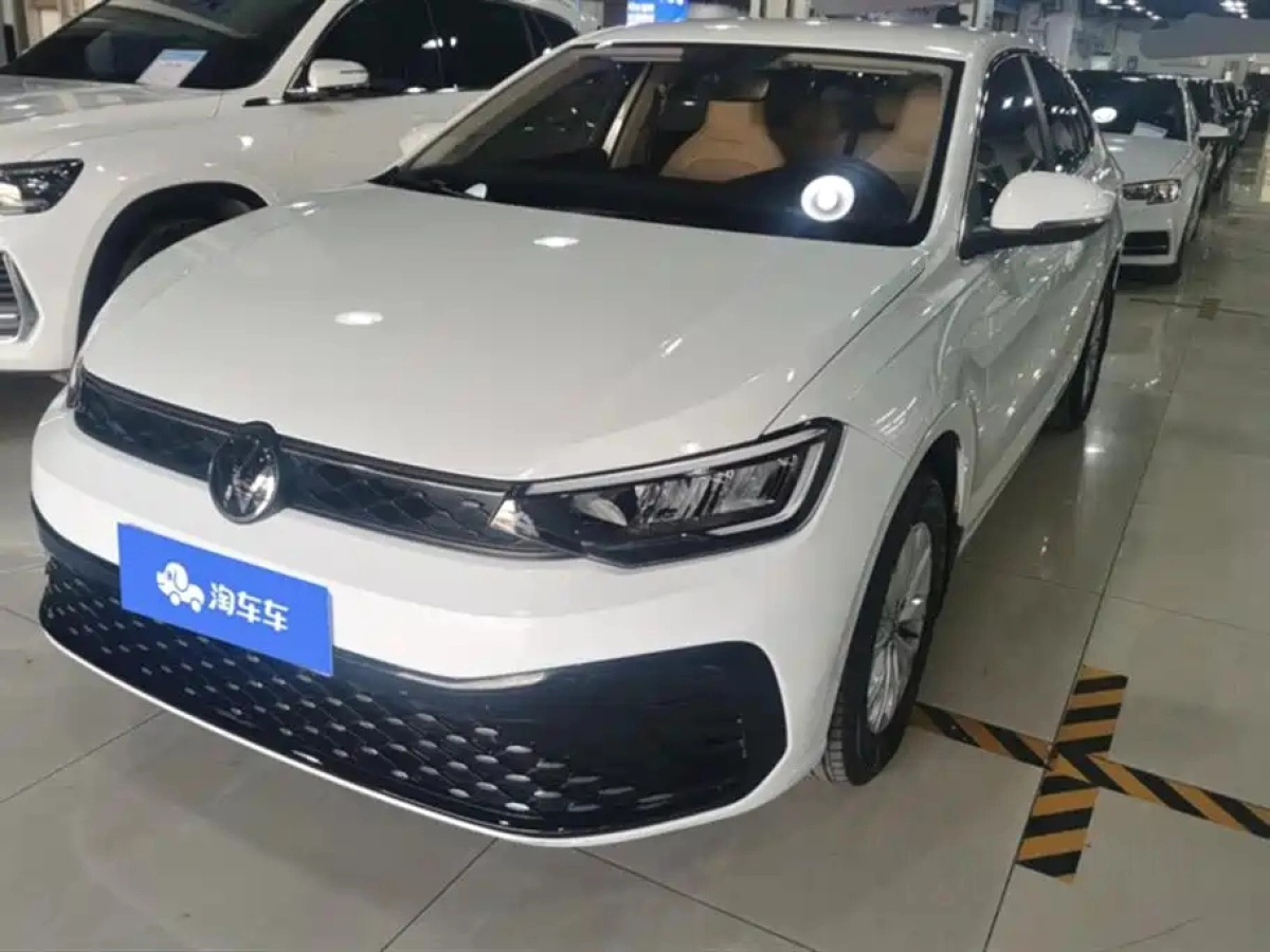 VOLKSWAGEN LAVIDA  2025