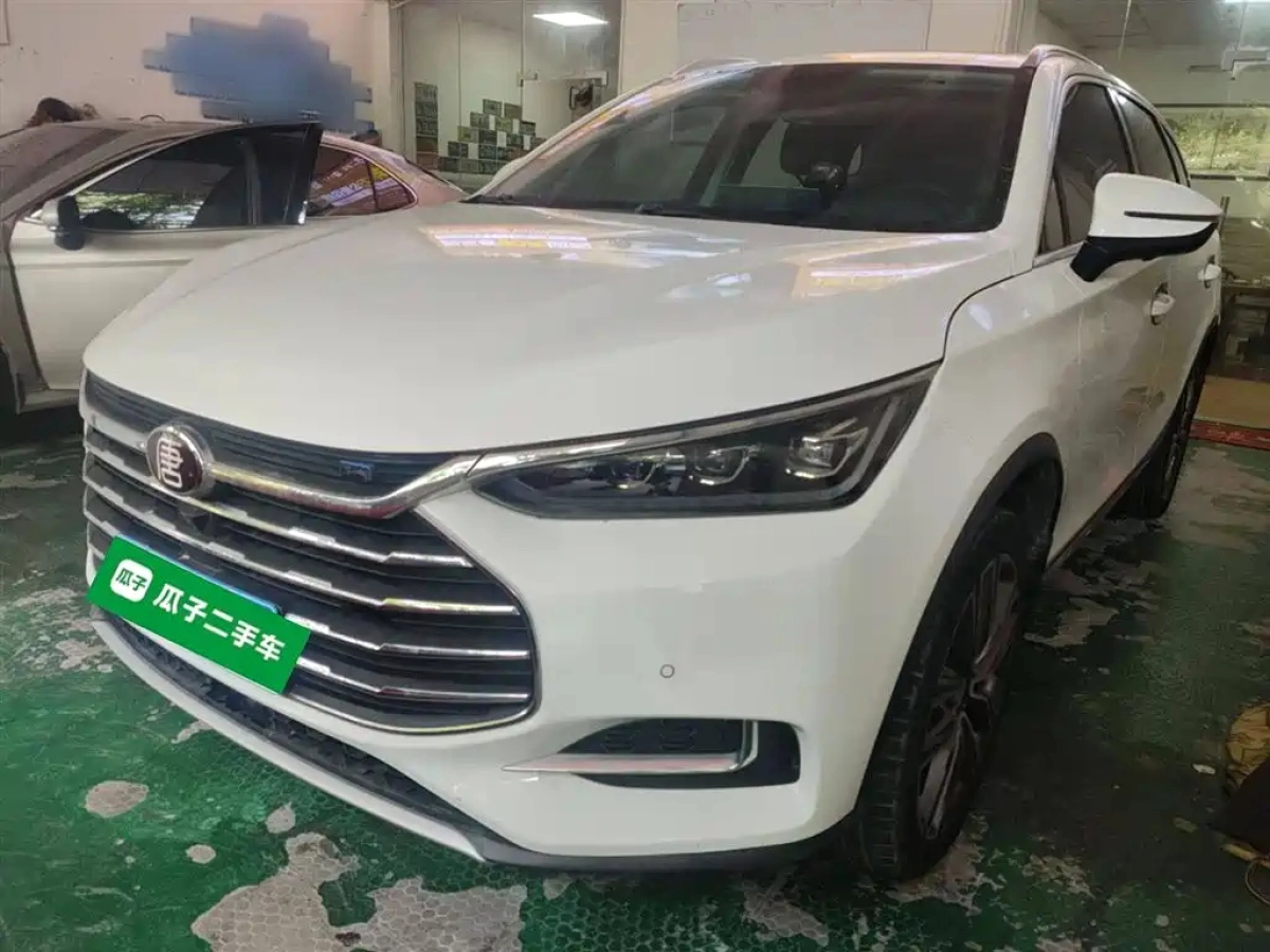 BYD TANG  2018