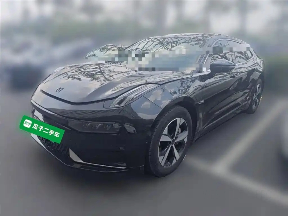 ZEEKR 001