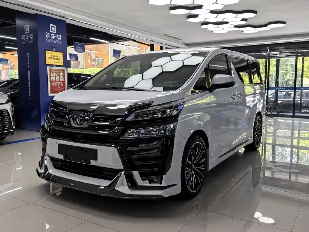 TOYOTA VELLFIRE  2020