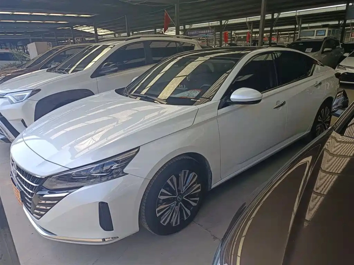 NISSAN TEANA  2022