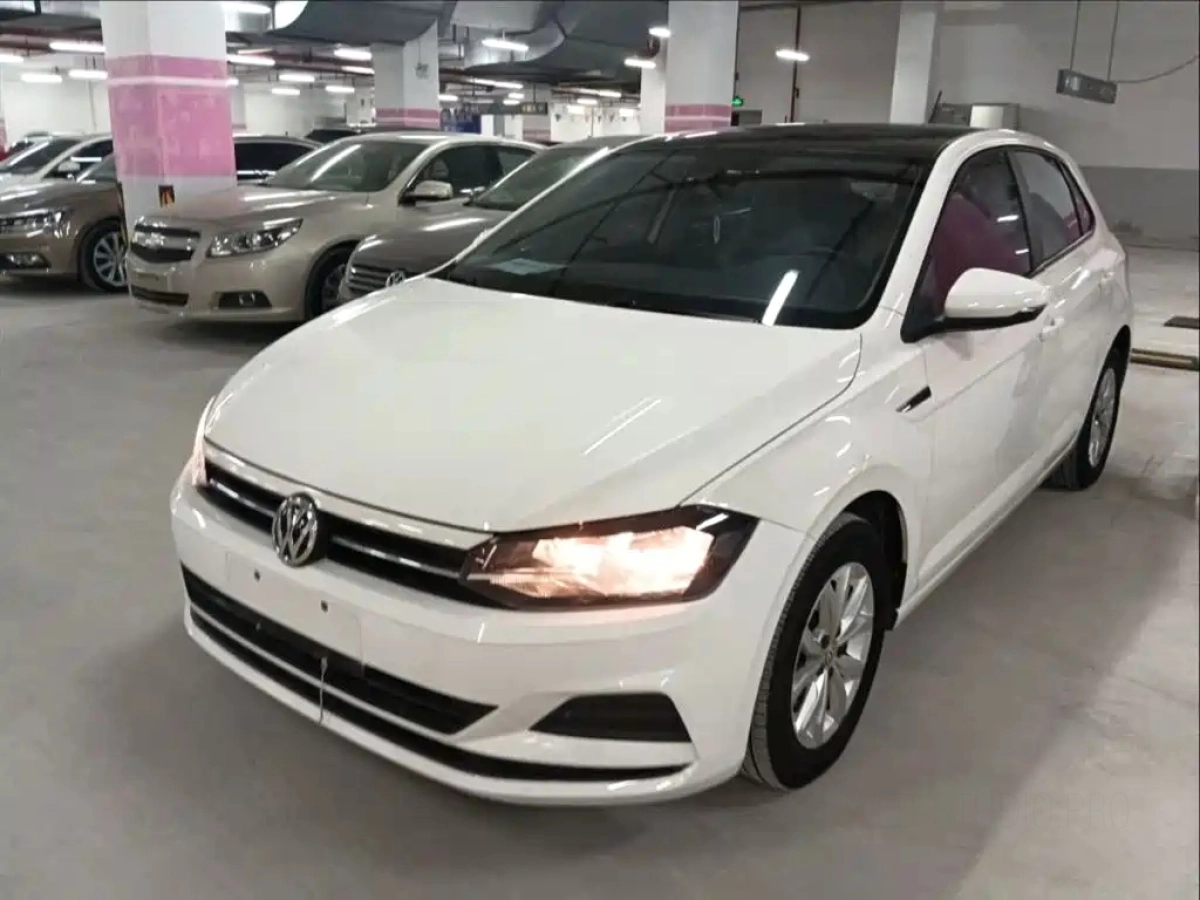 VOLKSWAGEN POLO  2019