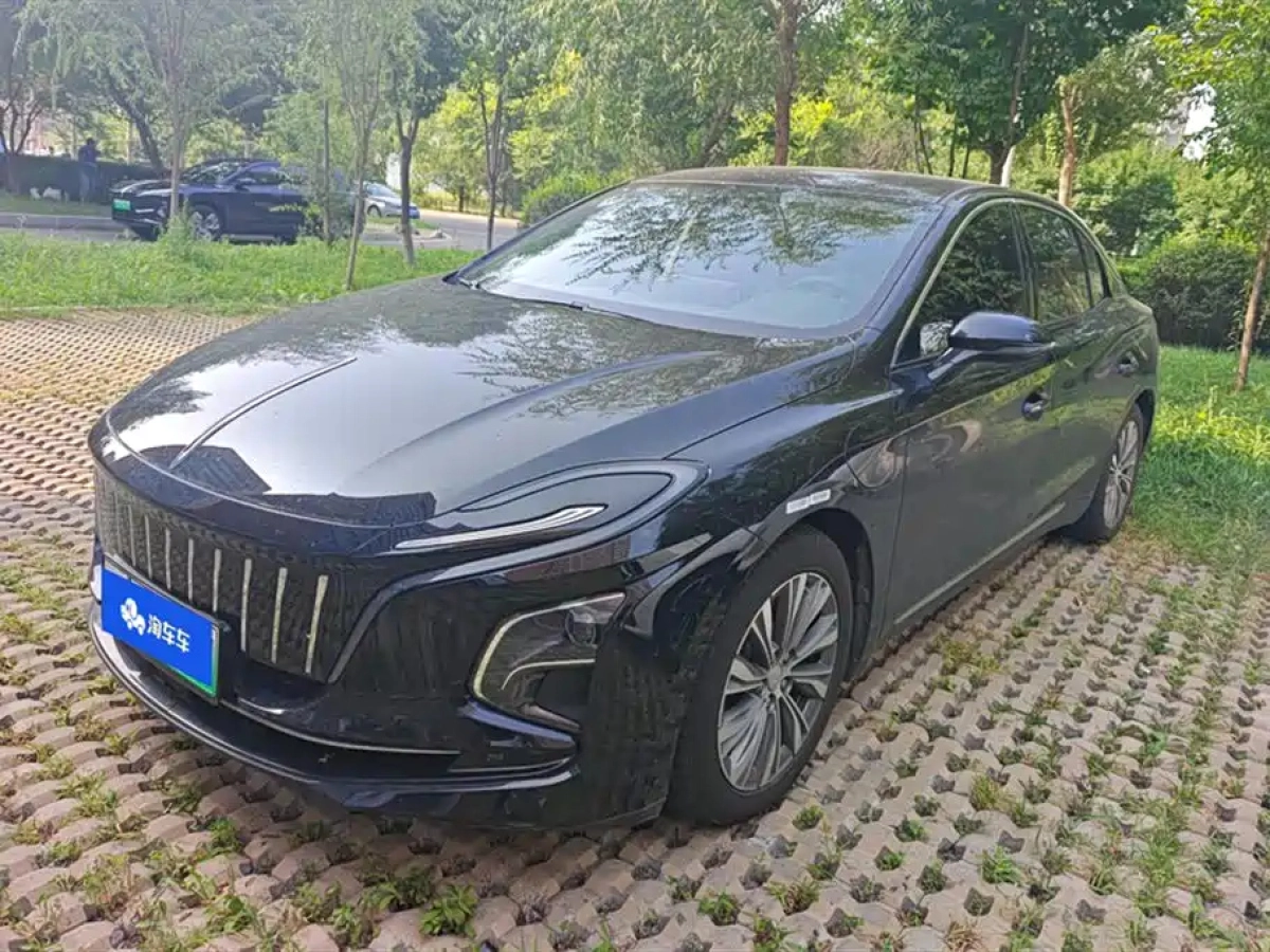 HONGQI E-QM5  2024