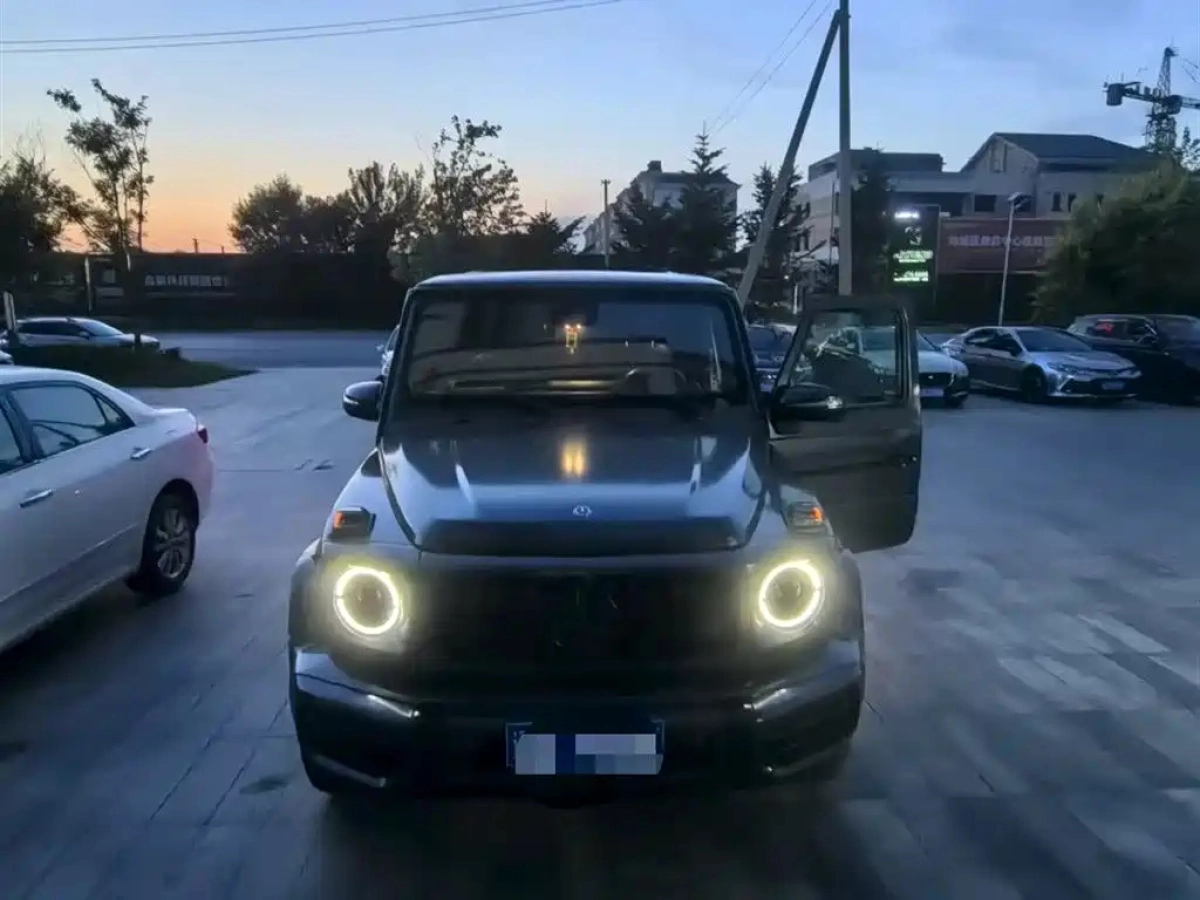 MERCEDES BENZ G-CLASS