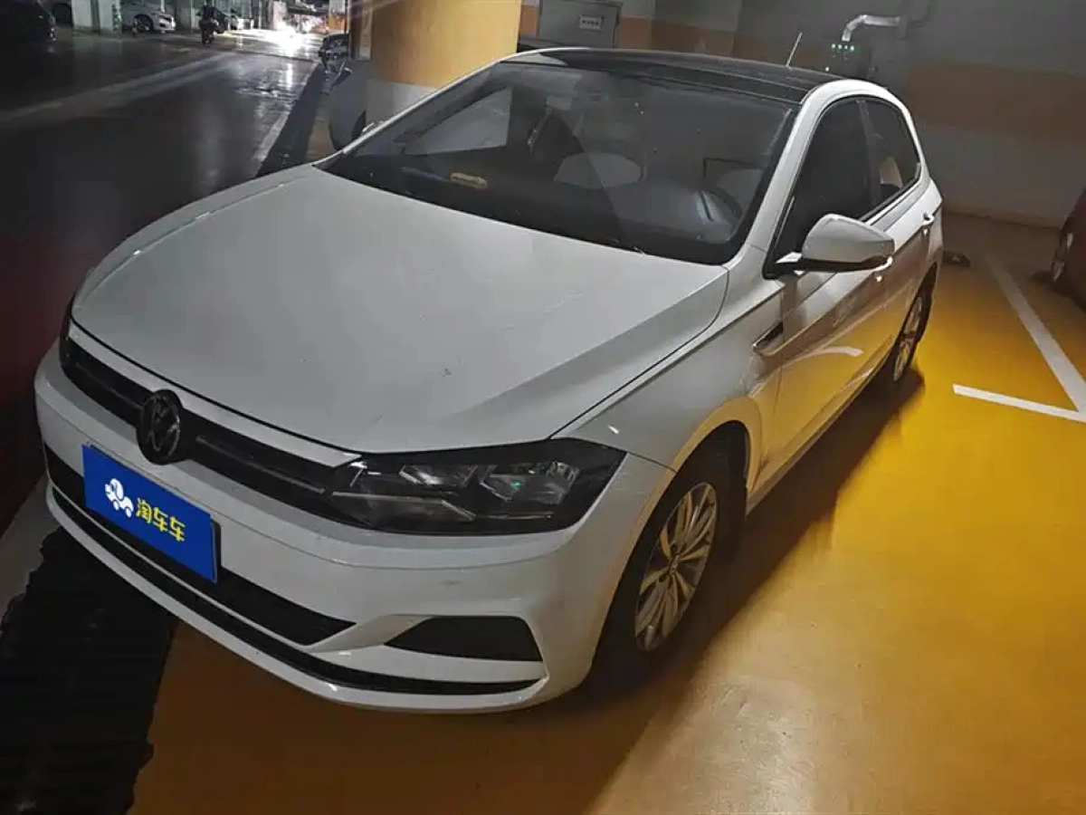 VOLKSWAGEN POLO  2021