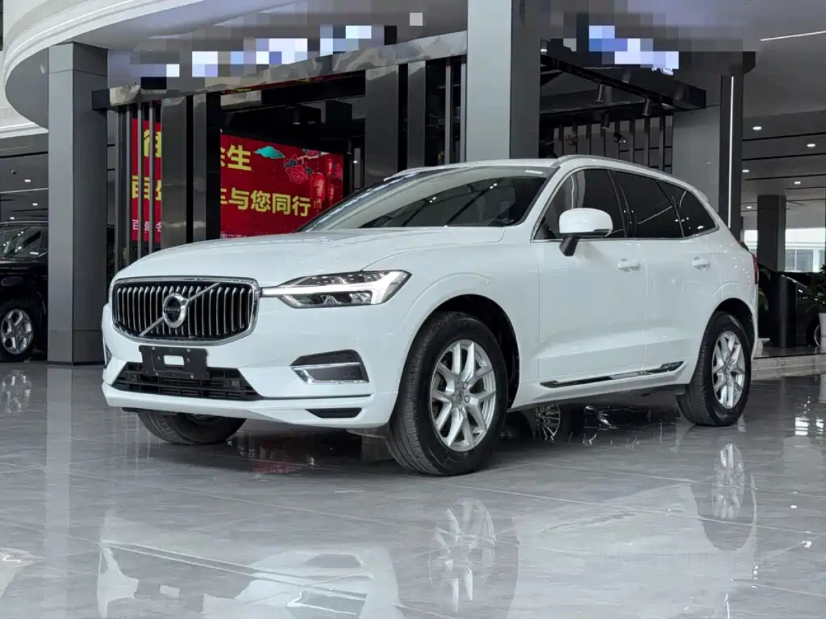VOLVO XC60  2020