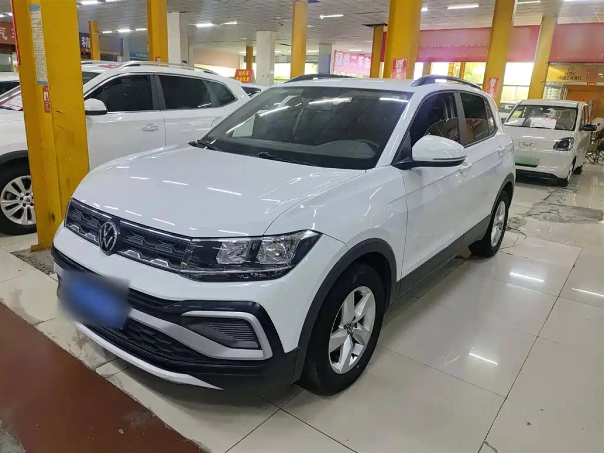 VOLKSWAGEN T-CROSS
