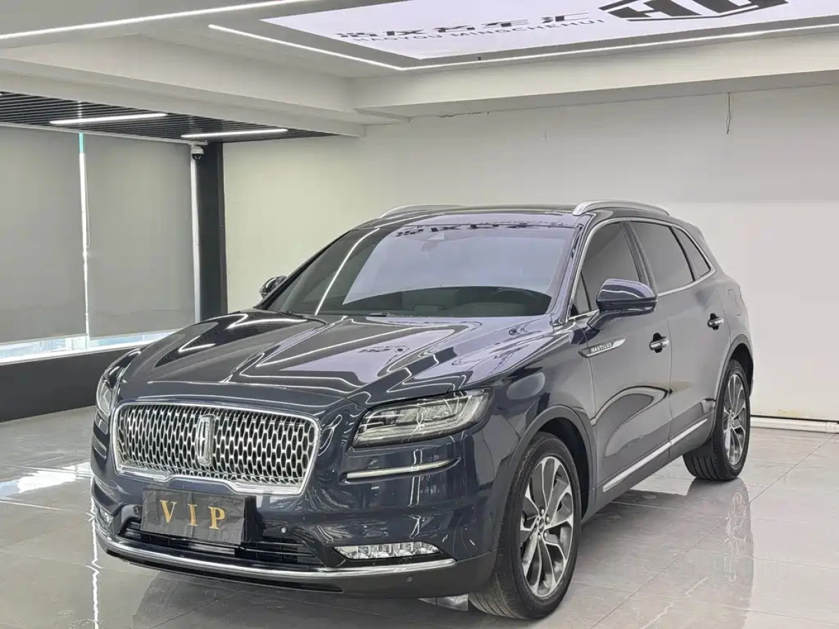 LINCOLN NAVIGATOR  2021